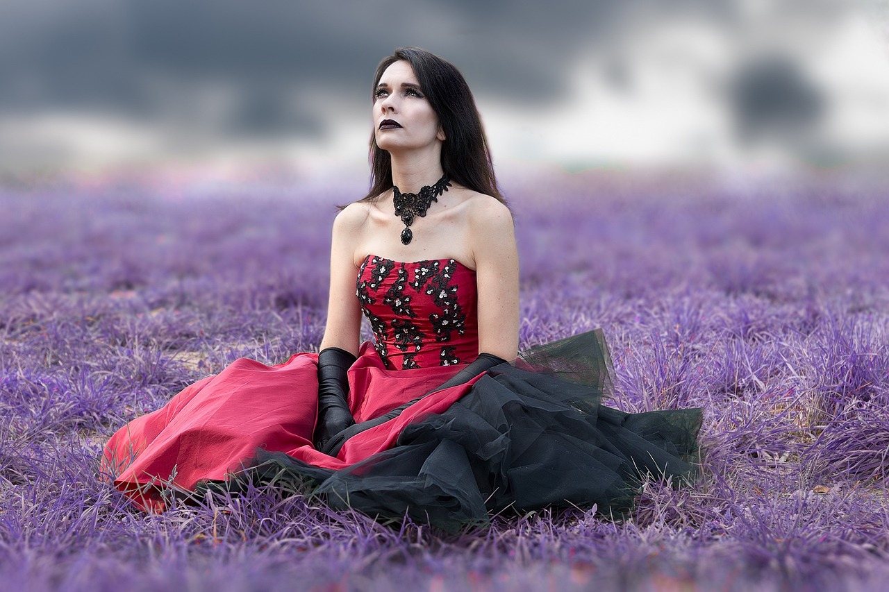 entdecken sie die neuesten modetrends, styling-tipps und inspirationen für damen und herren. bleiben sie stets up-to-date mit allem rund um fashion, styles und accessoires.
